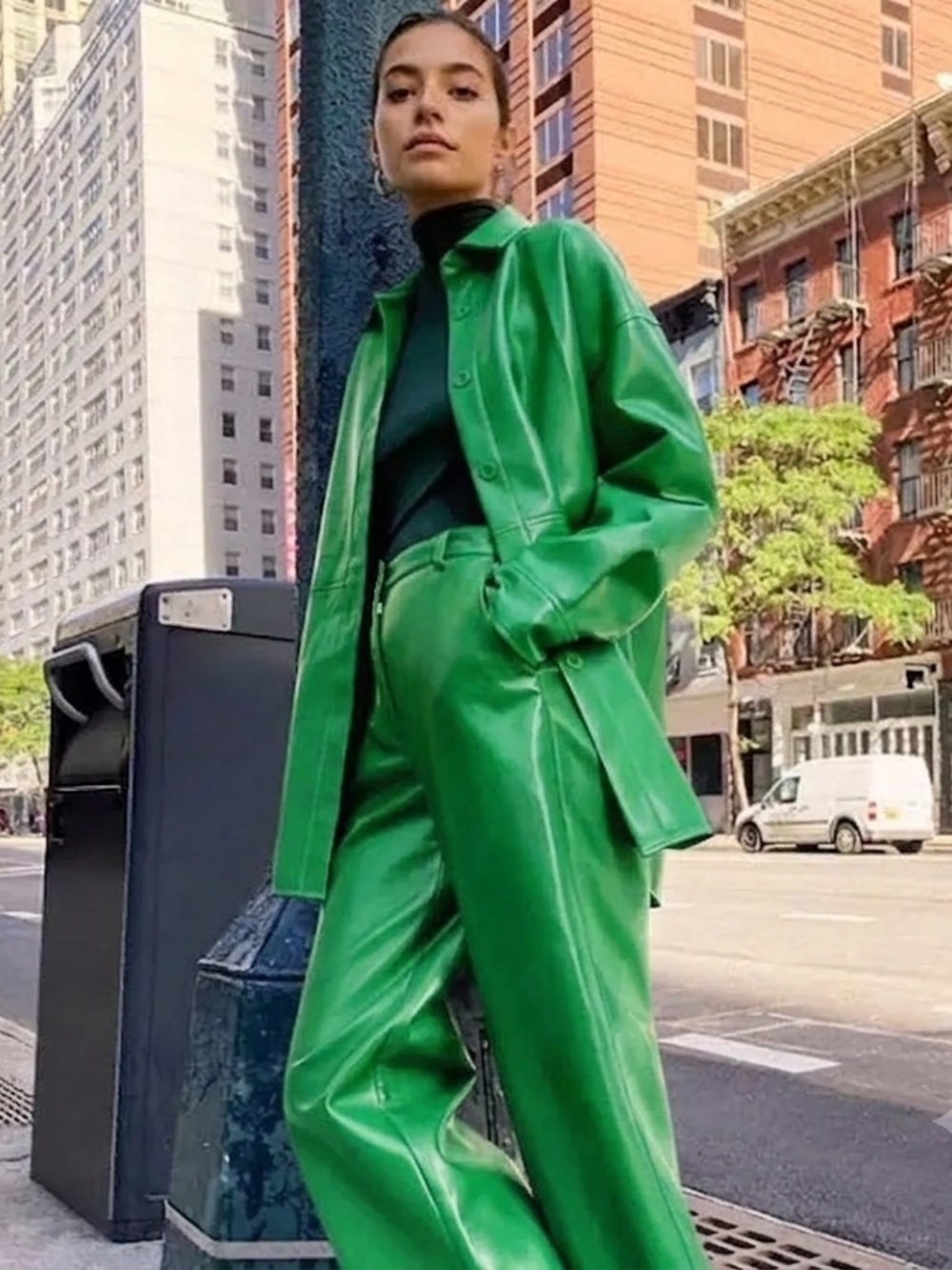 NWT Babaton Aritizia Pant Suit Kelly Green Sold Out